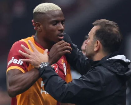 Manchester United Efsanesinden Osimhen’e Açık Davet